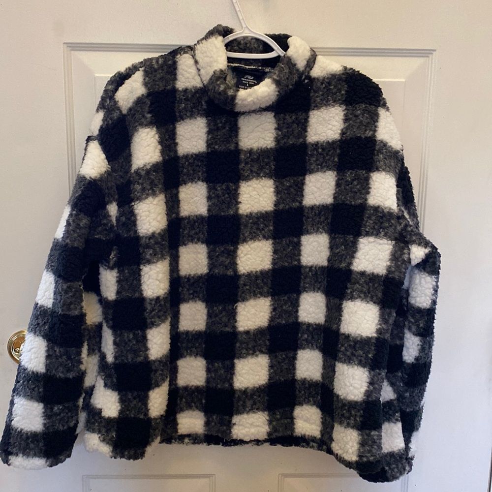 New Balance Sherpa Buffalo Plaid Black & White Pullover L